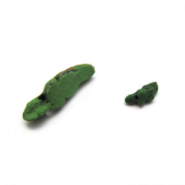 iguana from under side large and small ceramic beads