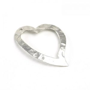 sterling silver hammered heart outline charm