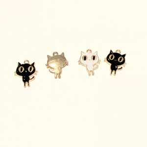 cat charm - enamel base metal