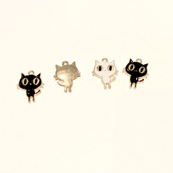 cat charm - enamel base metal